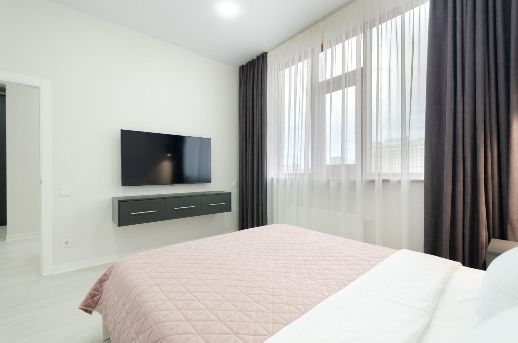 كييف Petrovdom Inn Rc Diplomat Hall -The Smart Hotel Apartment Panoramic City View I المظهر الخارجي الصورة