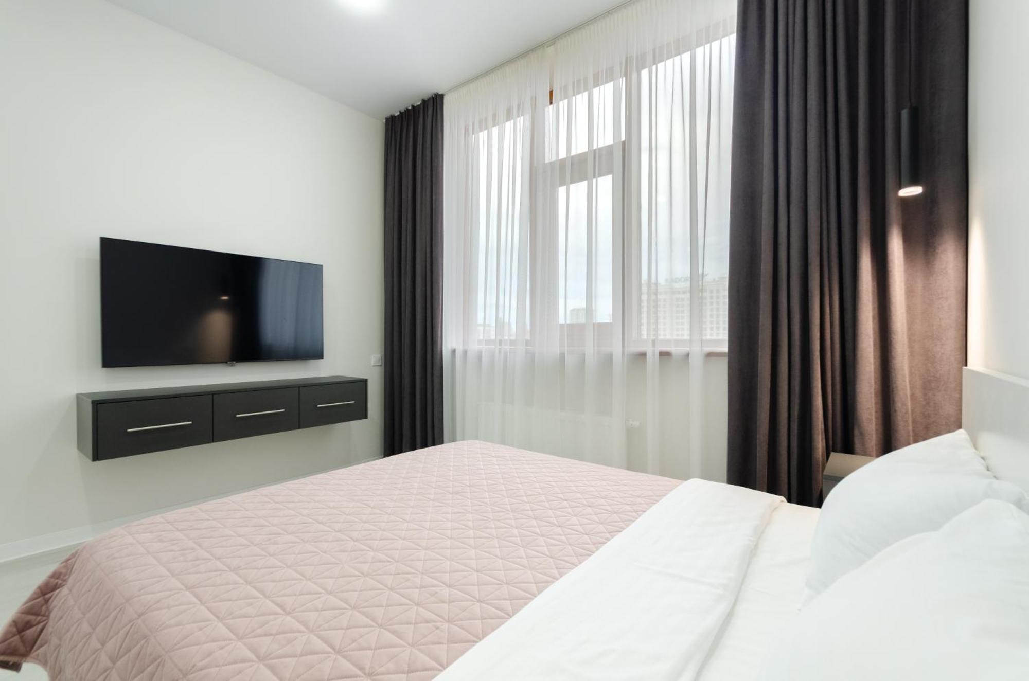 كييف Petrovdom Inn Rc Diplomat Hall -The Smart Hotel Apartment Panoramic City View I المظهر الخارجي الصورة