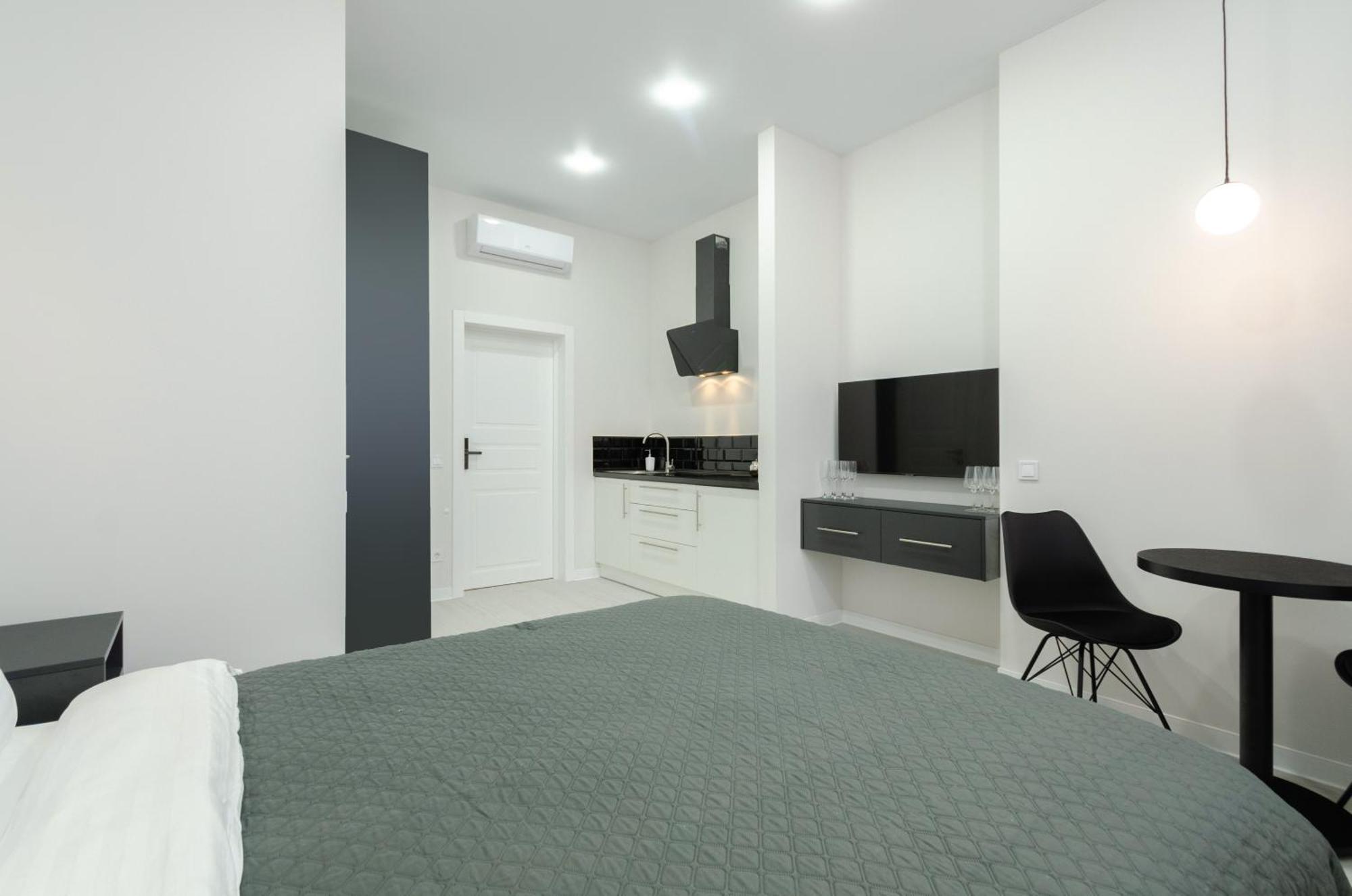 كييف Petrovdom Inn Rc Diplomat Hall -The Smart Hotel Apartment Panoramic City View I المظهر الخارجي الصورة