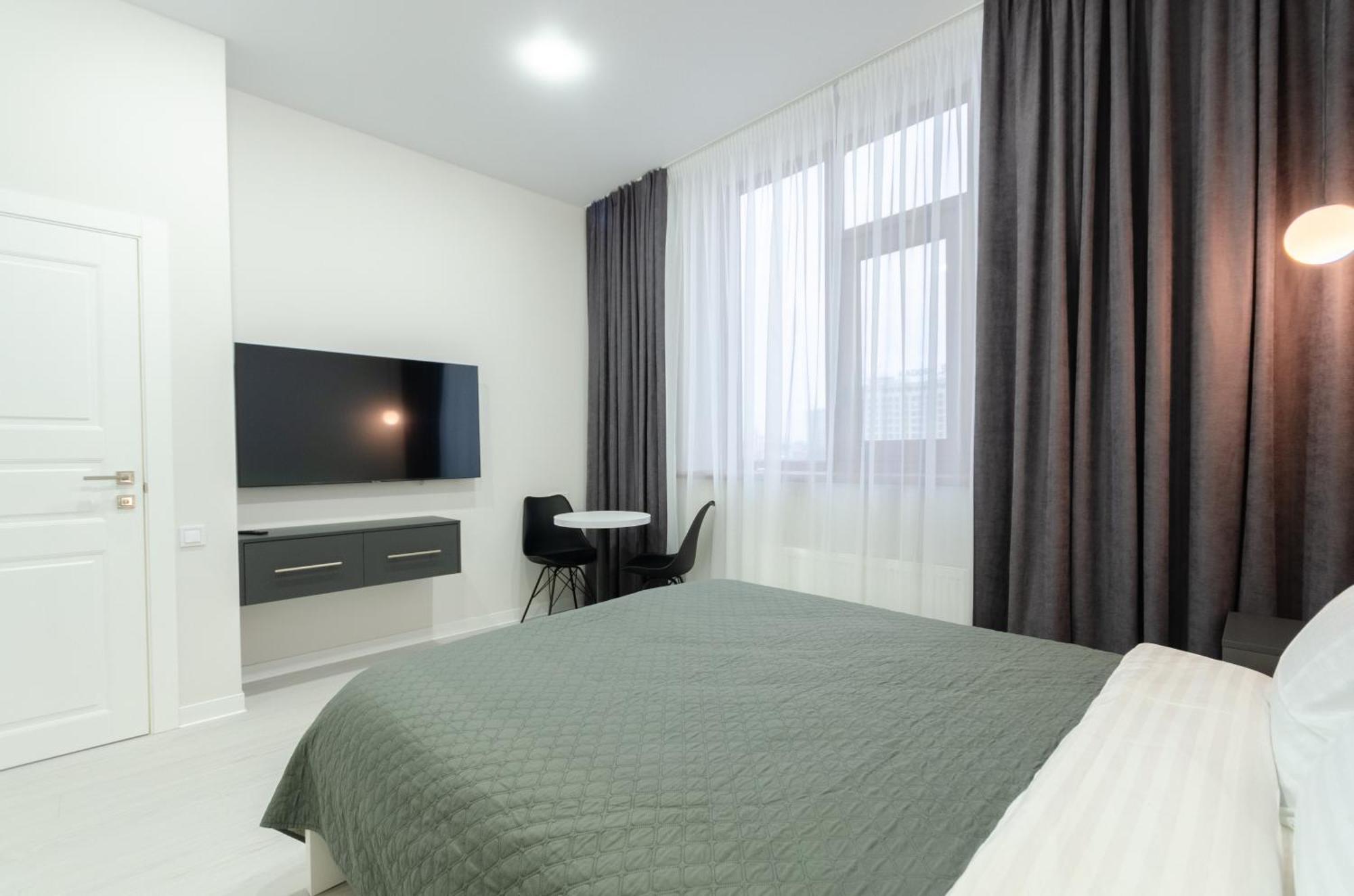 كييف Petrovdom Inn Rc Diplomat Hall -The Smart Hotel Apartment Panoramic City View I المظهر الخارجي الصورة